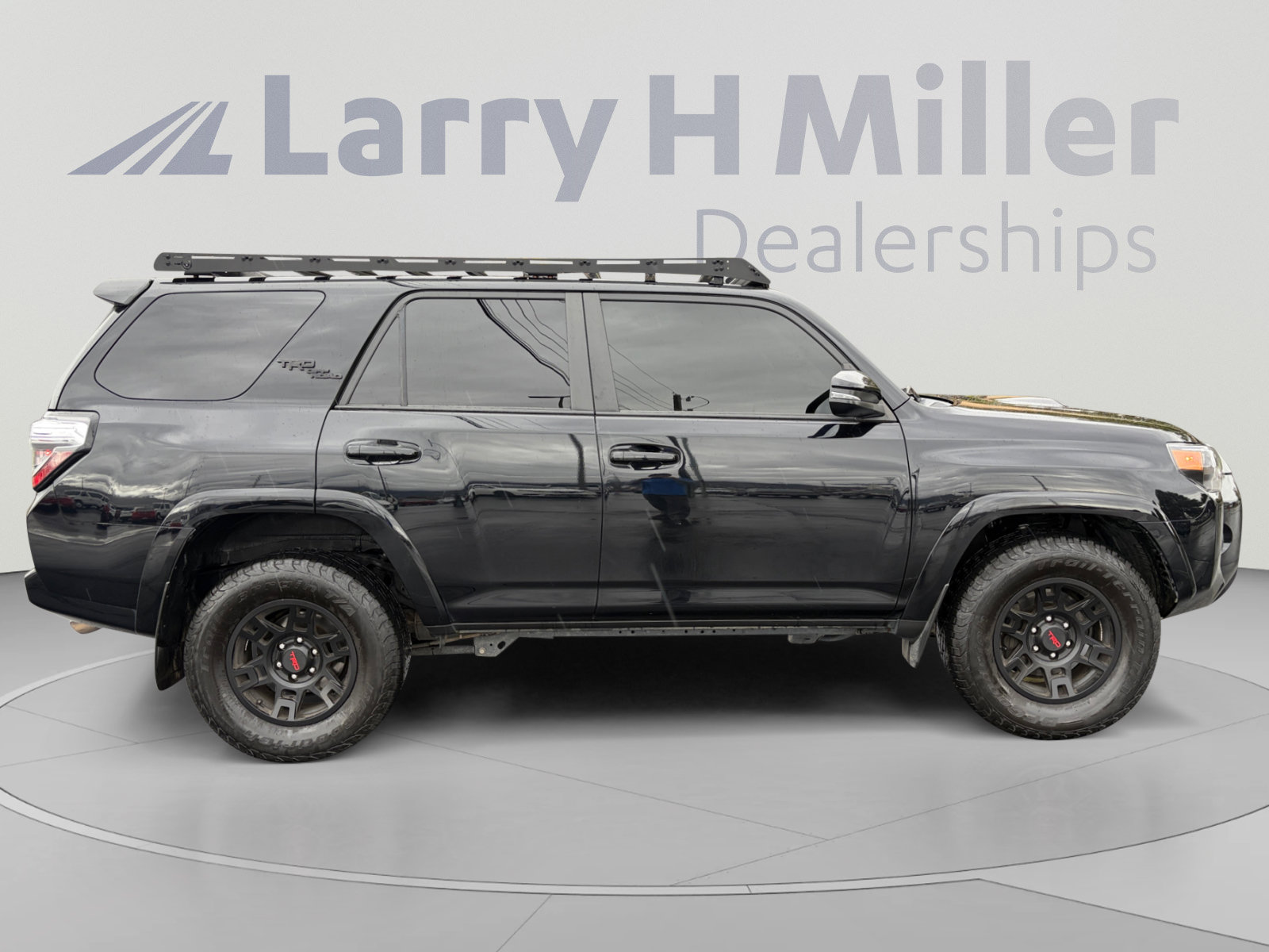 Used 2023 Toyota 4Runner TRD Off-Road Premium w/ Moonroof Package AWD/4WD image 6