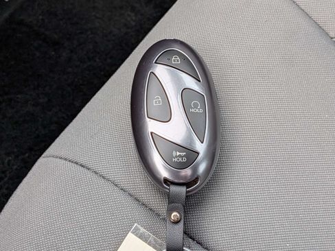 Used 2025 Hyundai Elantra SEL FWD image 25
