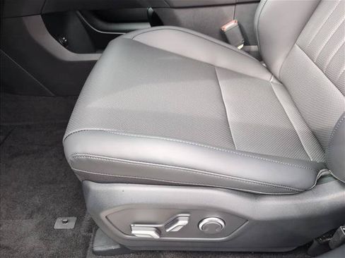 New 2026 Hyundai Santa Fe SEL FWD image 4