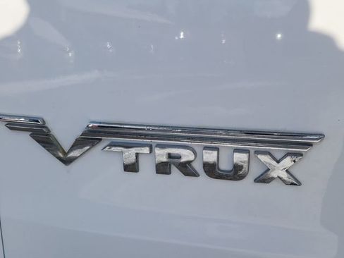 Used 2014 Chevrolet Express 2500 RWD image 20