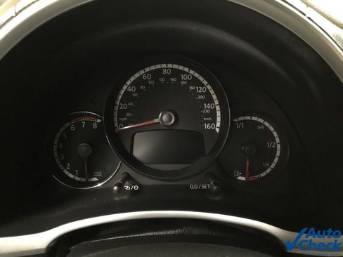 Used 2013 Volkswagen Beetle 2.0T image 46