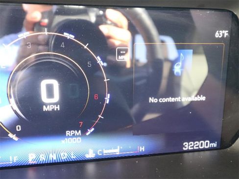 Used 2023 Chevrolet Colorado ZR2 w/ ZR2 Convenience Package III image 18