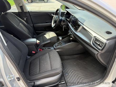 Used 2023 Kia Rio S FWD image 10