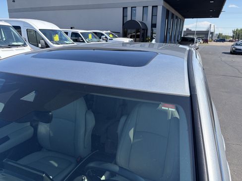 Used 2026 Honda Odyssey EX-L image 11