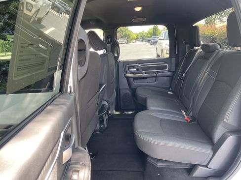 Used 2025 RAM 2500 Big Horn AWD/4WD image 28