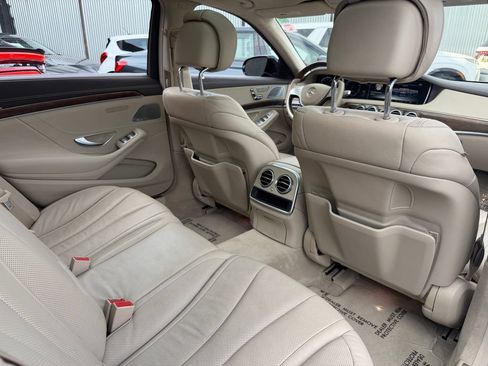 Used 2016 Mercedes-Benz S 550 Sedan image 32
