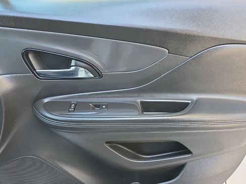 Used 2019 Buick Encore Preferred AWD/4WD image 22
