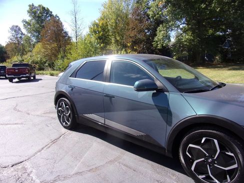 Used 2023 Hyundai Ioniq 5 SE w/ Cargo Package image 5