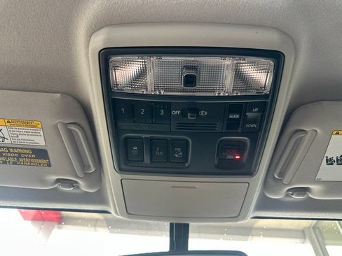 Used 2017 Toyota 4Runner Limited AWD/4WD image 35