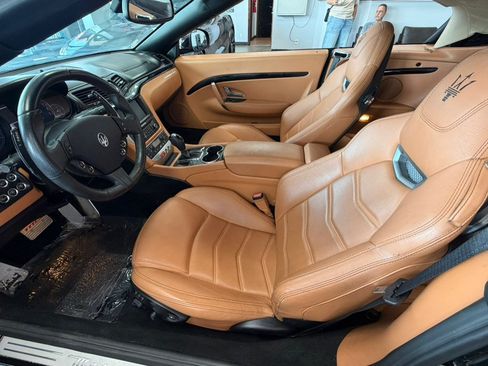 Used 2016 Maserati GranTurismo Sport RWD image 37