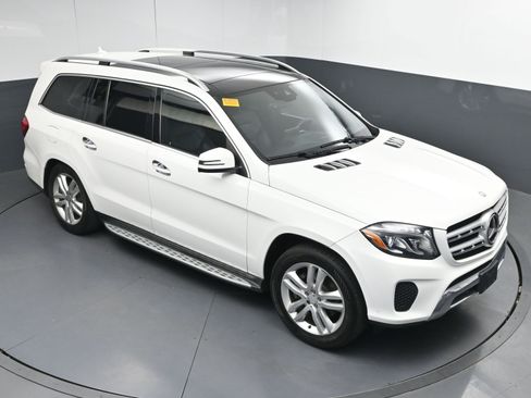 Used 2017 Mercedes-Benz GLS 450 4MATIC w/ Premium Package image 31