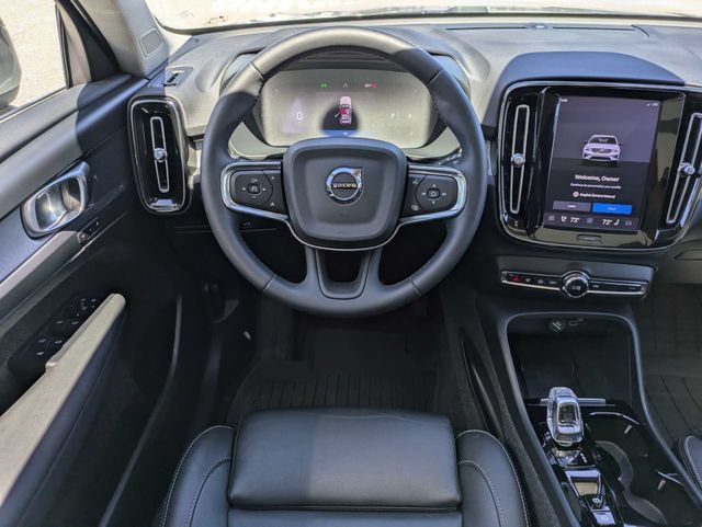 Certified 2024 Volvo XC40 B5 Plus w/ Protection Package Premier AWD/4WD image 21
