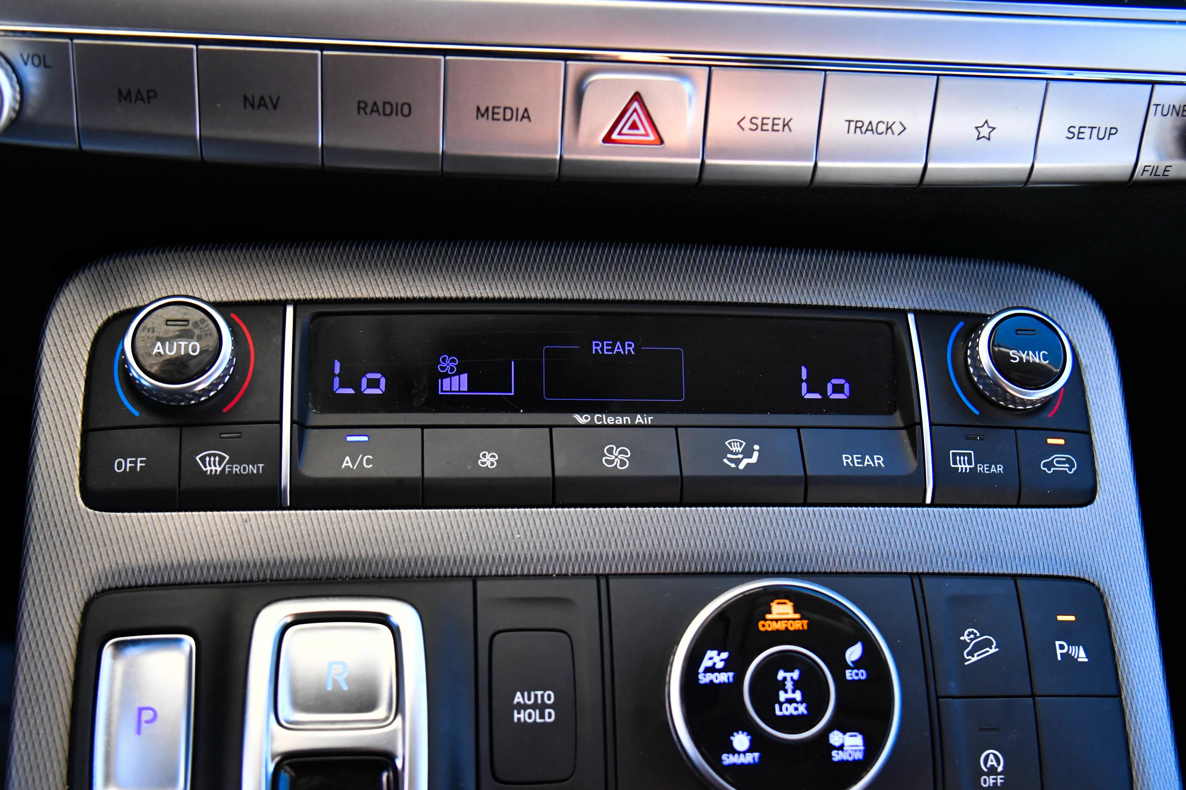 Used 2021 Hyundai Palisade SEL w/ Winter Package AWD/4WD image 26