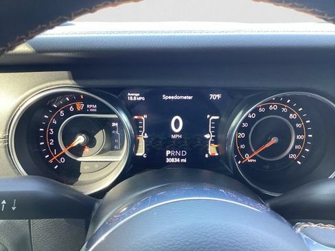 Certified 2023 Jeep Gladiator Overland AWD/4WD image 15
