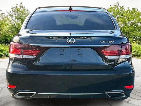 Used 2013 Lexus LS 460 AWD w/ F-Sport Pkg image 4