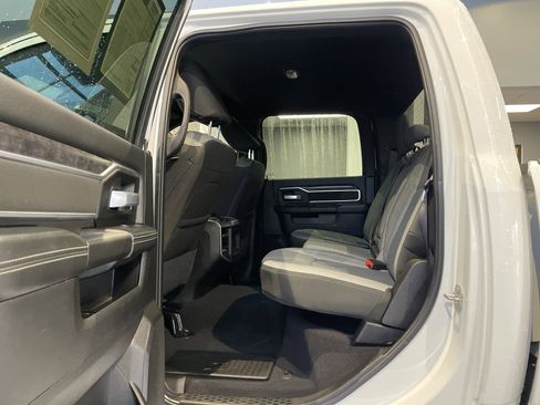 Used 2024 RAM 2500 Big Horn w/ Off Road Package image 36