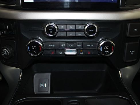 Used 2021 Ford F150 XLT w/ Equipment Group 302A High RWD image 32