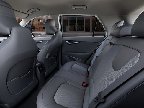 New 2026 Kia Niro Wind FWD image 19