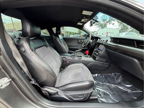 Used 2020 Ford Mustang Shelby GT350 w/ Technology Package RWD image 39