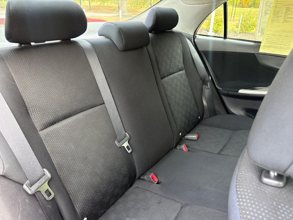 Used 2010 Toyota Corolla S FWD image 33