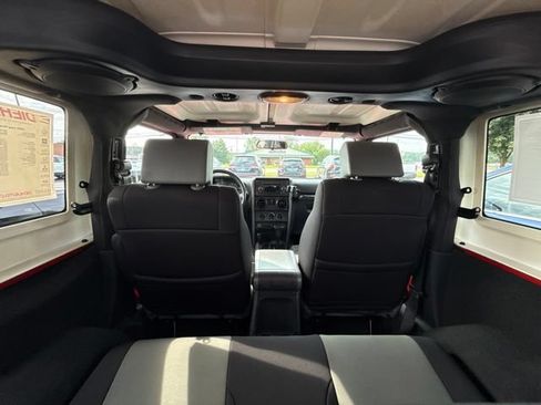 Used 2009 Jeep Wrangler X AWD/4WD image 32