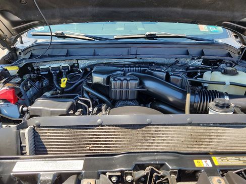 Used 2015 Ford F250 Lariat w/ Lariat Ultimate Package AWD/4WD image 27