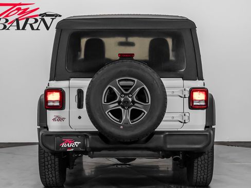 Used 2019 Jeep Wrangler Unlimited Sport S image 4