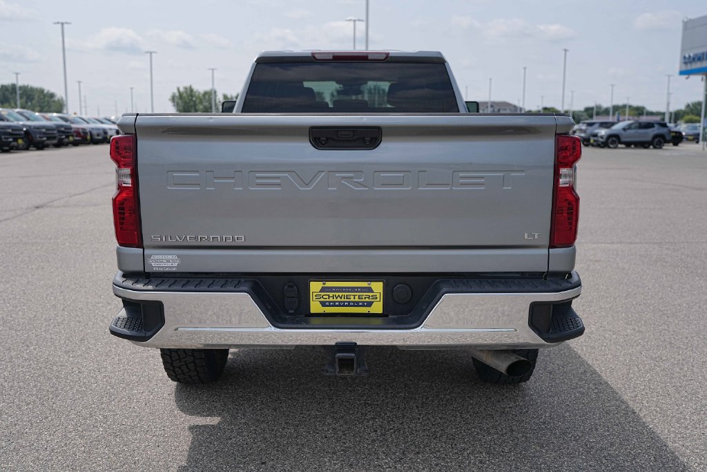 Used 2025 Chevrolet Silverado 2500 LT w/ Convenience Package AWD/4WD image 8