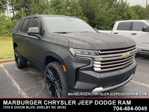 Used 2024 Chevrolet Tahoe High Country w/ Advanced Technology Package AWD/4WD image 1