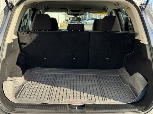 Used 2022 Nissan Rogue SV image 22