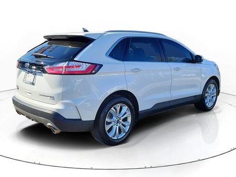 Used 2020 Ford Edge Titanium image 4