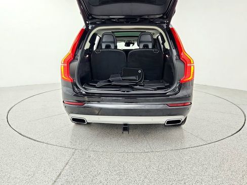 Used 2020 Volvo XC90 T6 Momentum w/ Protection Package image 19