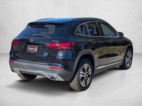 New 2026 Mercedes-Benz GLA 250 4MATIC image 2