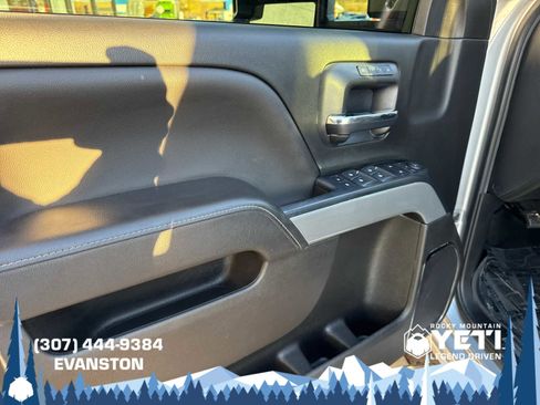 Used 2018 Chevrolet Silverado 2500 LTZ image 23