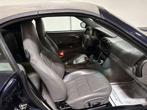 Used 2002 Porsche 911 Carrera 4 image 20