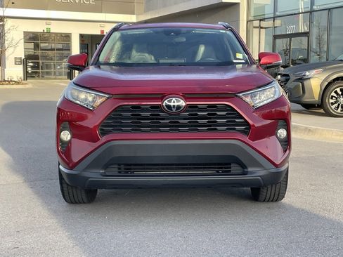 Used 2021 Toyota RAV4 XLE Premium image 2