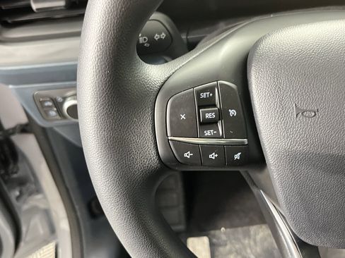 New 2025 Ford Maverick XL w/ Equipment Group 101A image 19