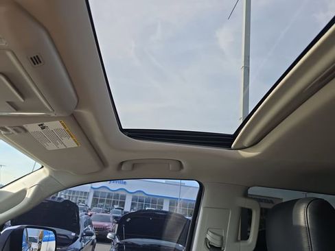 Used 2016 Toyota Tundra Limited w/ Limited Premium Package image 26