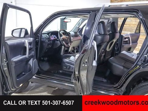 Used 2017 Toyota 4Runner Limited AWD/4WD image 41