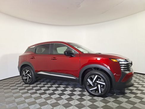 Used 2026 Nissan Kicks SV w/ SV Premium Package FWD image 3