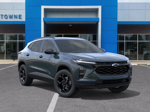 New 2026 Chevrolet Trax LT w/ Driver Confidence Package FWD image 31