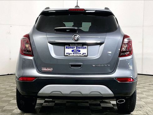 Used 2019 Buick Encore Preferred image 4