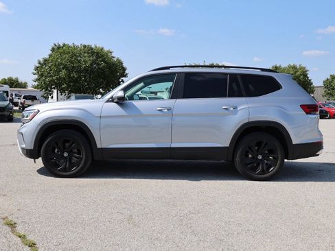 Used 2022 Volkswagen Atlas SE AWD/4WD image 8