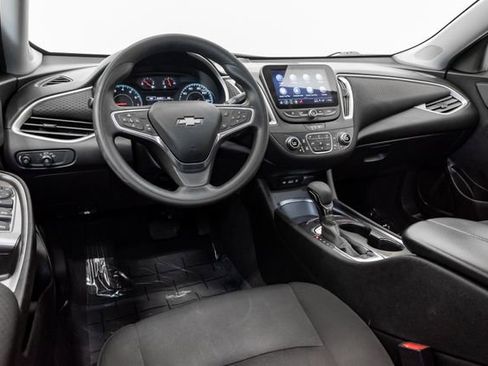 Used 2023 Chevrolet Malibu LT w/ Driver Confidence Package image 7