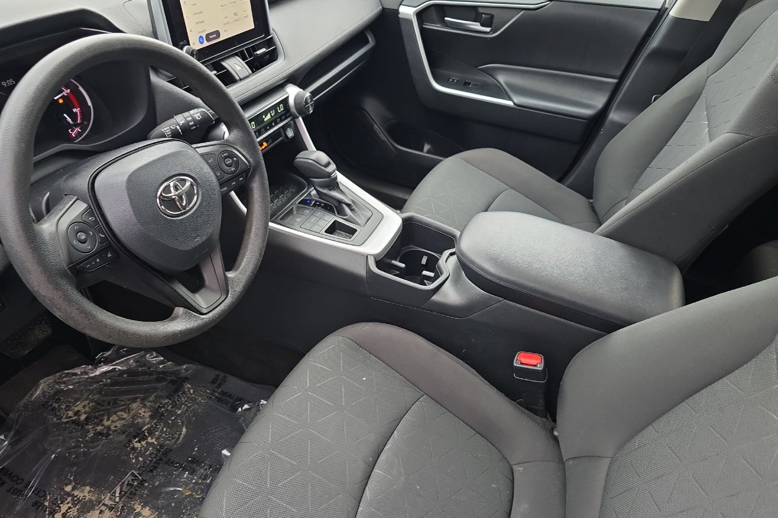 Used 2023 Toyota RAV4 XLE w/ Convenience Package AWD/4WD image 7