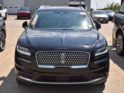 Used 2023 Lincoln Nautilus Reserve w/ Equipment Group 201A AWD/4WD image 3