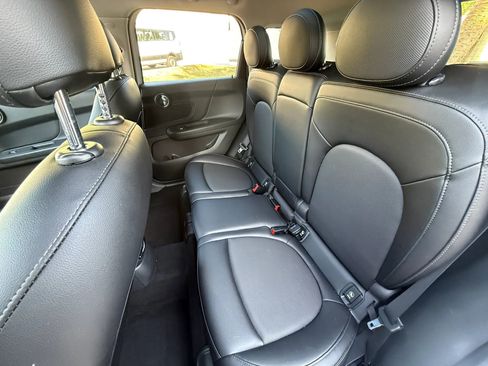 Used 2018 MINI Cooper Countryman FWD image 9