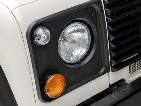 Used 1997 Land Rover Defender 90 image 35