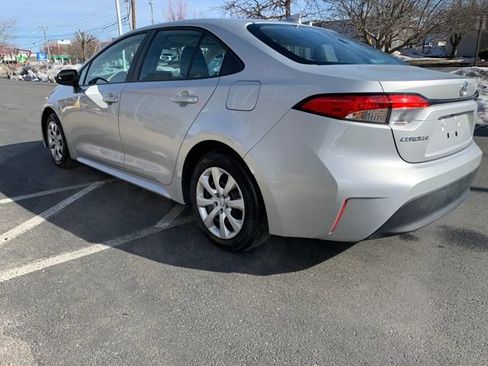 Certified 2025 Toyota Corolla LE w/ Convenience Package image 5