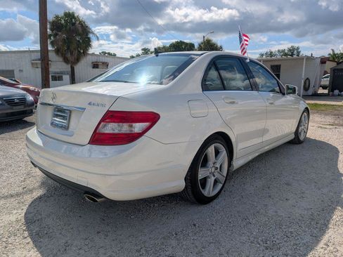 Used 2010 Mercedes-Benz C 300 4MATIC Sedan image 5
